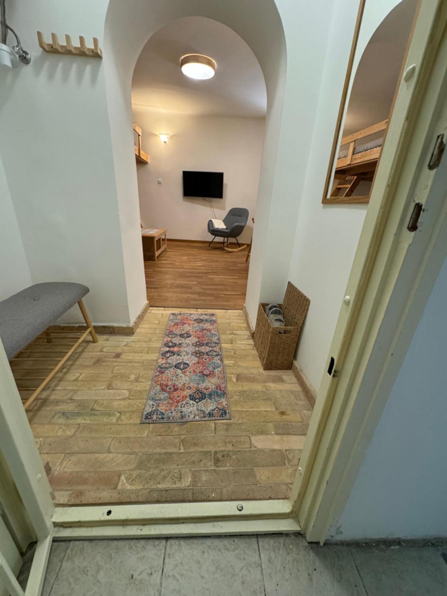 Little Swan Apartman Budapest Kültér fotó